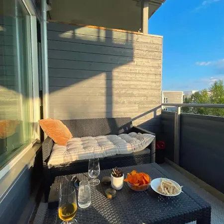 Cozy, Views, Parking