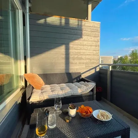 Cozy, Views, Parking